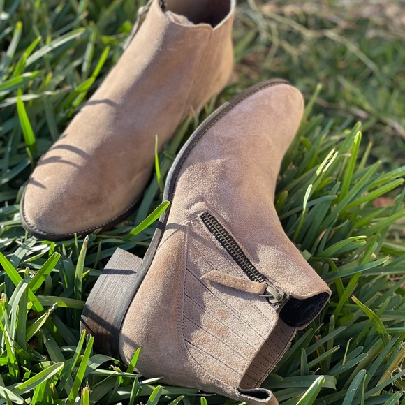 PAUL GREEN🍂🍁Natalie Taupe suede leather booties 7.5 - Picture 4 of 14